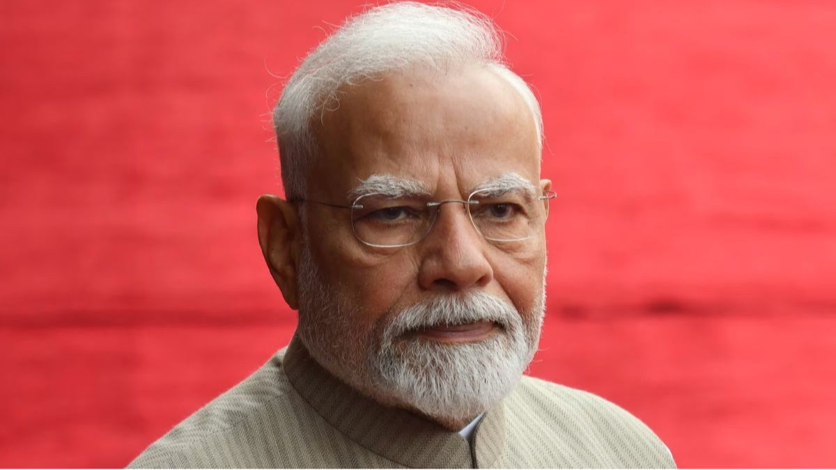 What is in store on August 5, a Bill or reshuffle?