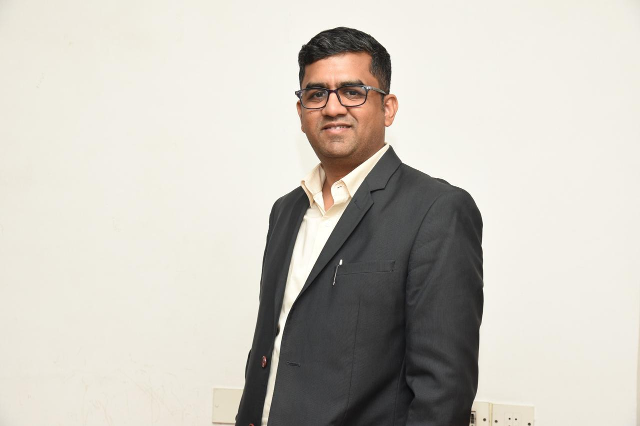 Dinesh Garg is new Company Secretary, REC